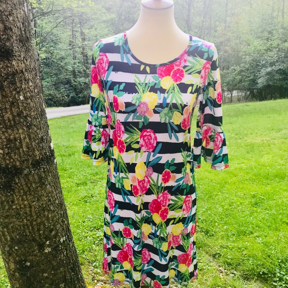 Vera Fishbaugh Fun Floral Dress XS FREE SHIP - Picture 1 of 7